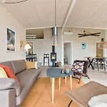 M154-vaeggerlose-angelikvej-3 Nyaraló Bøtø By